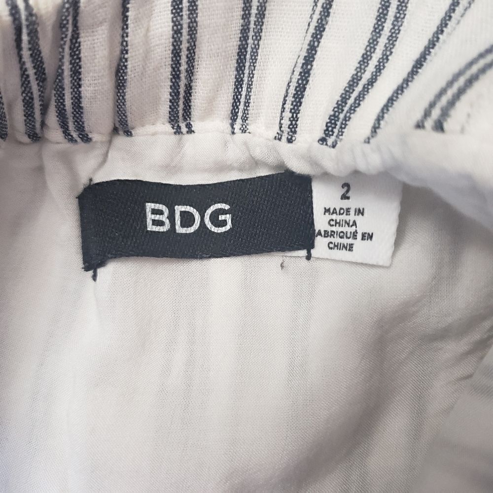 BDG Linen-Blend Strapless Striped Button Front Midi Dress - Picture 11 of 12